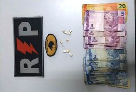 Polícia prende dois suspeitos de crimes no bairro Canafístula, em Arapiraca