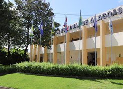 Uneal oferta 131 vagas para portadores de diploma com ingresso em 2027
