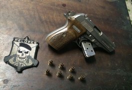 Pelopes prende homem com arma de fogo em Arapiraca