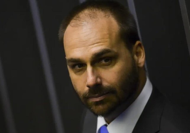 Eduardo Bolsonaro falta a interrogatório no STF