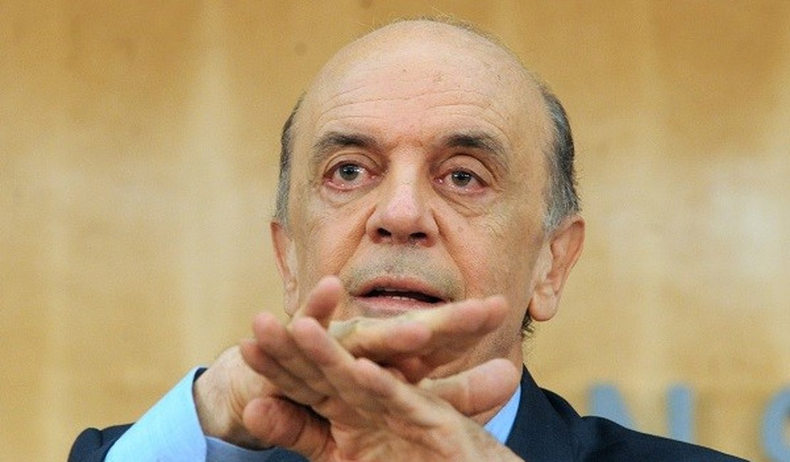 José Serra pede demissão do Ministério das Relações Exteriores
