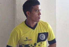 Lateral Igor sente o joelho e pode aumentar lista de desfalques do ASA
