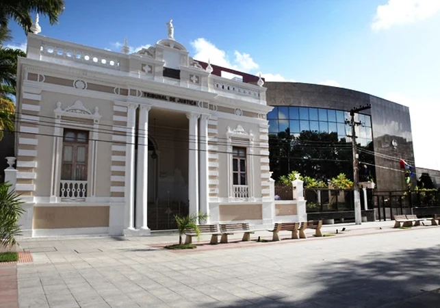 Justiça alagoana mantém preso acusado de aplicar golpe do bilhete premiado e extorquir R$ 42 mil de idosa em Maceió