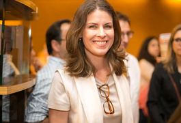 Rita Lobo cita Bolsonaro e dá receita para 'idiotas que ficam em casa'