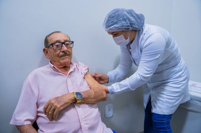 Arapiraca inicia campanha nacional de vacinação contra a influenza com foco em grupos especiais