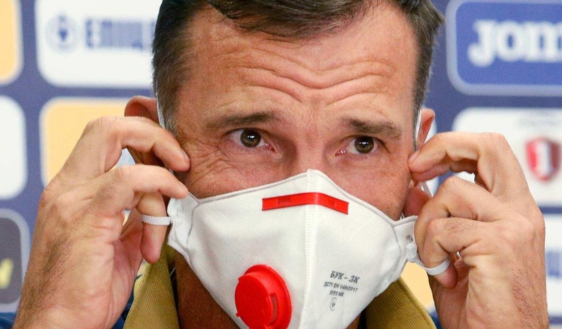 Máscaras ineficazes contra o coronavírus não serão permitidas em aeroportos, decide Anvisa