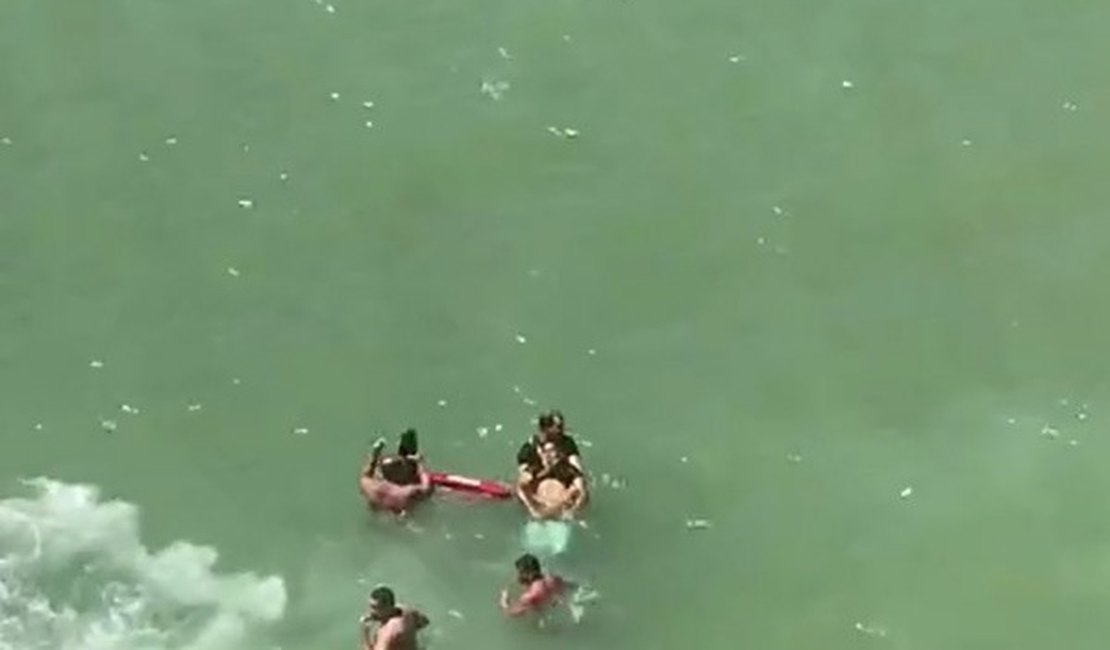 Vídeo. Duas pessoas morrem afogadas no Pontal do Peba