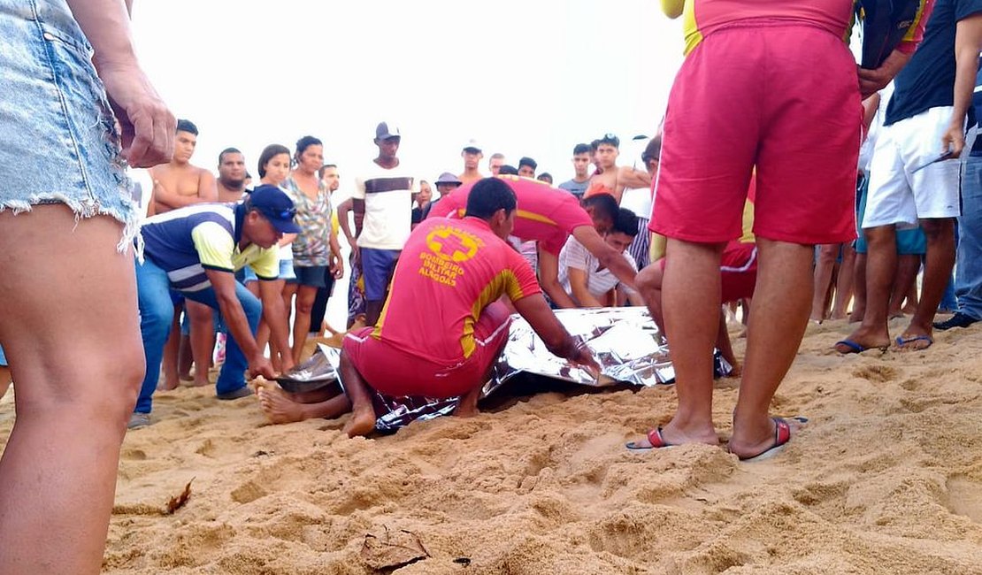 Adolescente morre afogado em Cruz das Almas quando aprendia a surfar