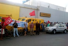 Agências de Arapiraca estão sem dinheiro devido à greve dos vigilantes