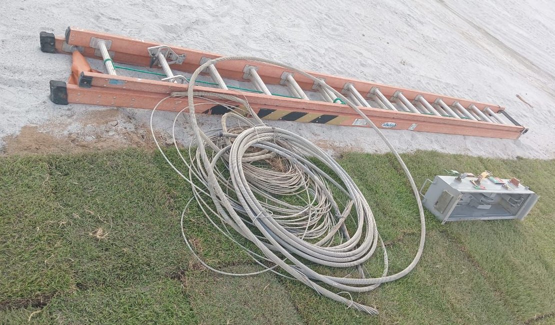 Polícia Civil autua homem em flagrante por receptação de materiais da Equatorial e resistência à prisão em Arapiraca