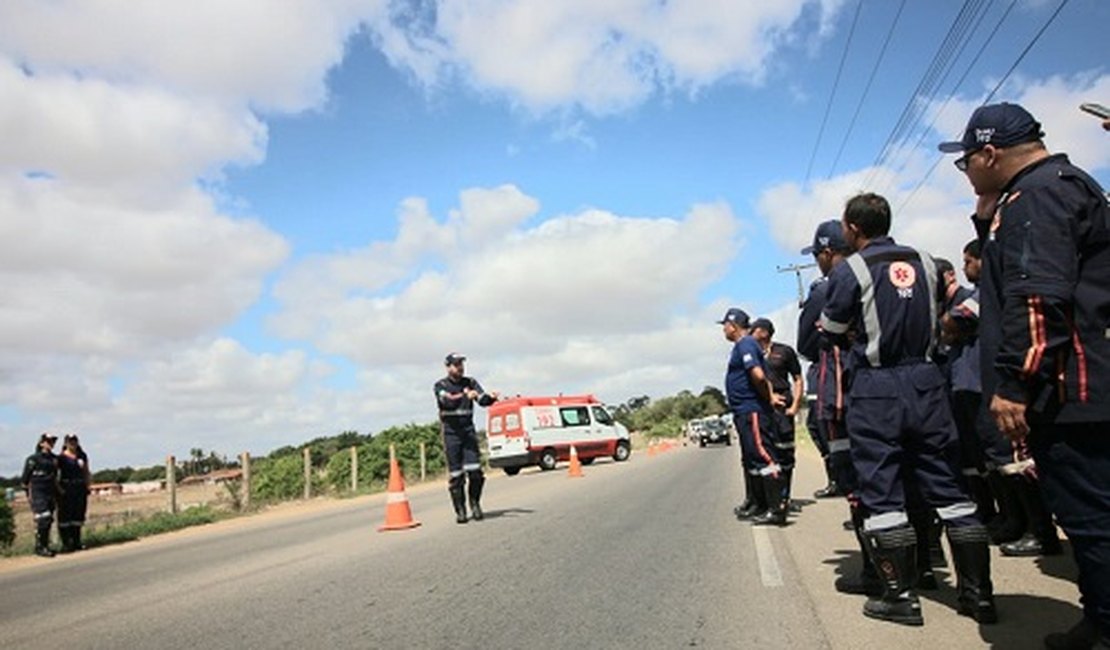 Condutores do Samu realizam treinamento em rodovia no Agreste