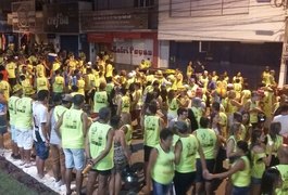 Bloco Mandacaru anima prévia carnavalesca e reúne centenas de militares em Arapiraca