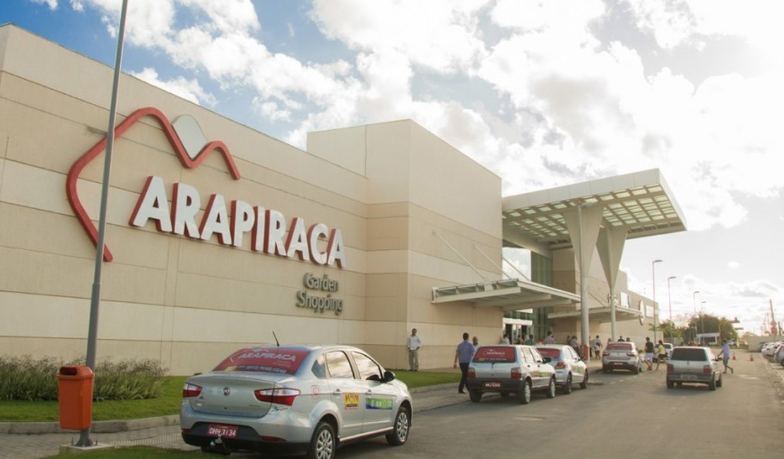 Após pressão popular, shopping de Arapiraca define nova taxa de estacionamento