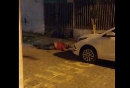 Sargento da Polícia Militar de Alagoas é morto a tiros durante assalto no Jacintinho, em Maceió