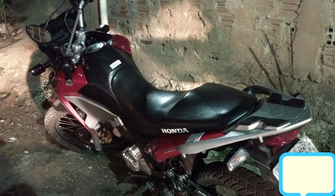 Moto roubada em Arapiraca é rastreada e recuperada em São Miguel dos Campos