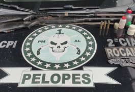 Operação policial resulta na apreensão de armas e motocicletas no interior de Alagoas