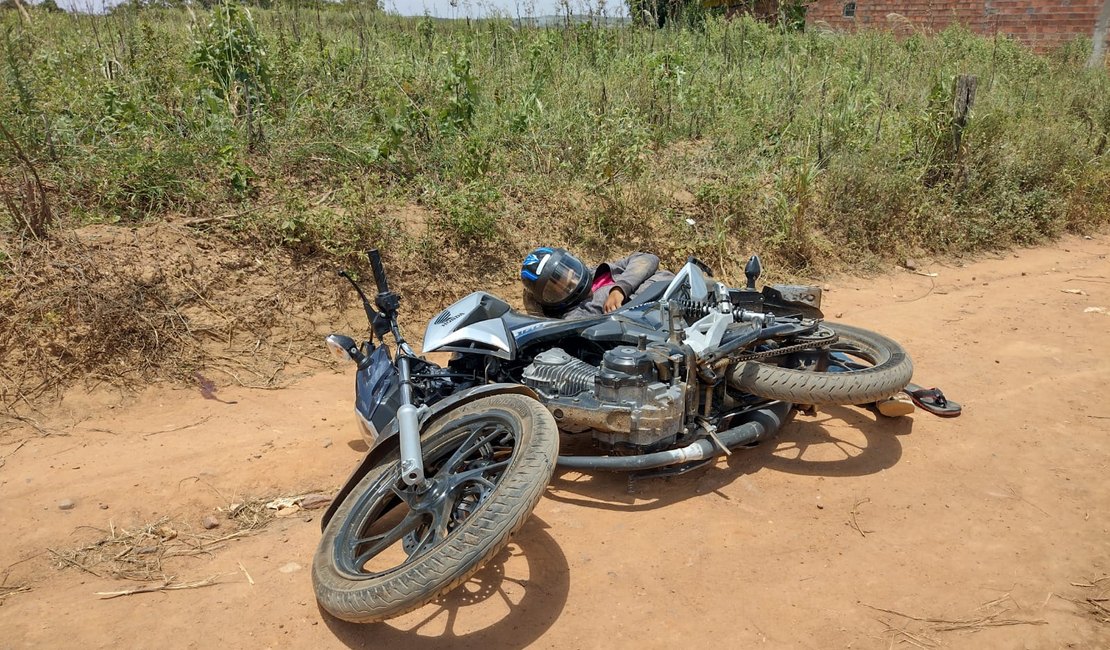 Criminosos matam homem e outra pessoa escapa ferida ao ser baleada, em Arapiraca