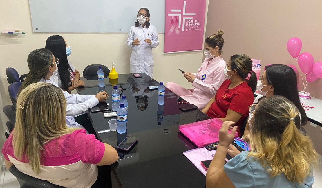 Hospital Regional promove ações de prevenção ao câncer de mama