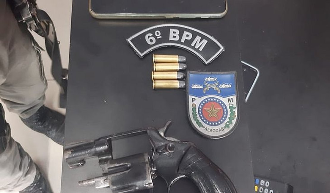 Garupa é flagrado com arma de fogo durante abordagem em Matriz de Camaragibe