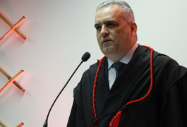 Alfredo Gaspar toma posse como chefe do Ministério Público