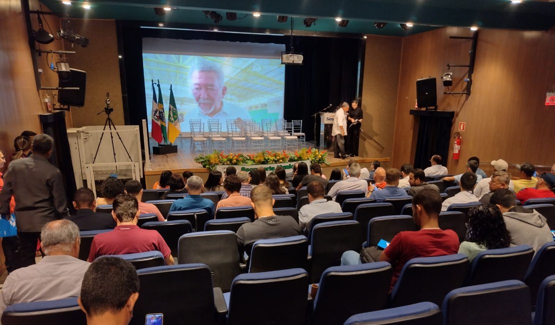 Vídeo. Arapiraca recebe o 2° Seminário de Carcinicultura com criadores de camarão de todo o país