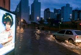 Chega a 18 o número de mortos pelas chuvas em São Paulo