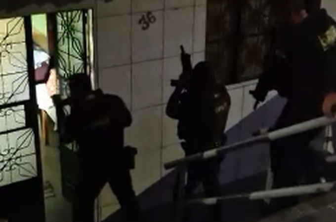 Polícia Civil realiza operação e prende autor de homicídio em Maceió e apreende arma usada no crime