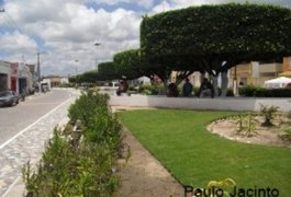 Mulher sofre tentativa de assassinato na frente do pai, em Paulo Jacinto