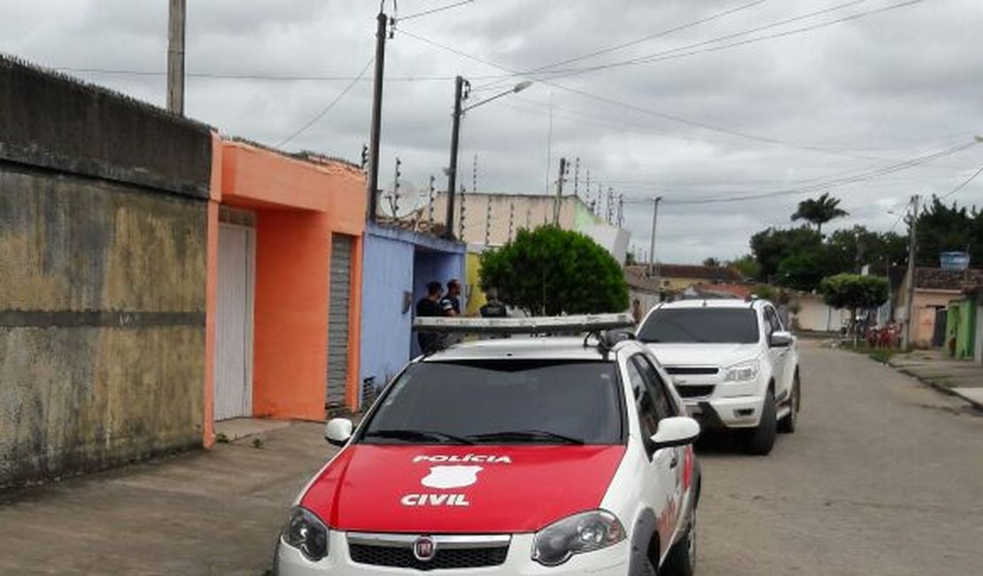 Operação em Arapiraca resulta na prisão de homem por tráfico de drogas