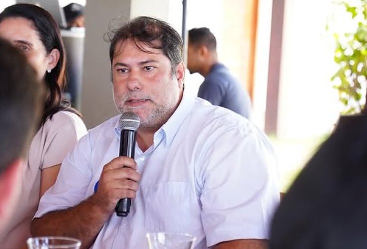 Ex-prefeito de Girau do Ponciano, Davi Barros, é investigado após Receita Federal apontar R$ 29,8 milhões em possíveis irregularidades previdenciárias