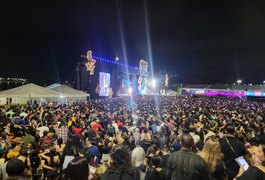 Com shows de Zé Vaqueiro e Matheus & Kauan, primeira noite do São João de Arapiraca atrai multidão; assista
