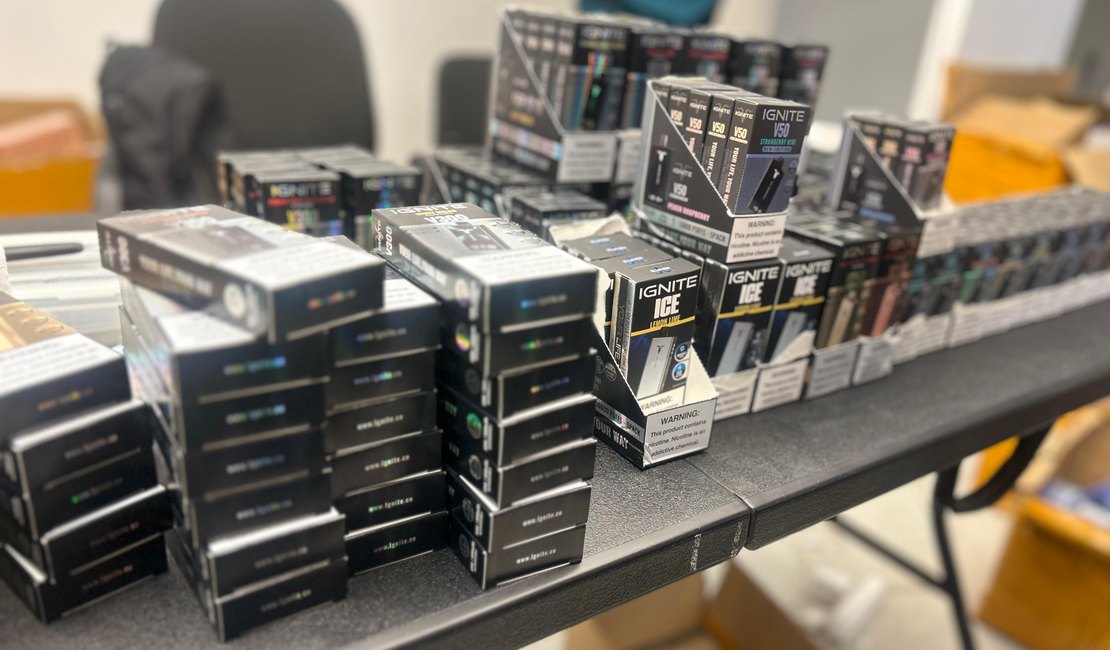 PF recebe 2 Mil produtos apreendidos em operação contra cigarros eletrônicos e vapes, em Maceió