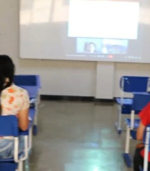 Vídeo: Curso gratuito para profissionais da educação básica acontece em Arapiraca