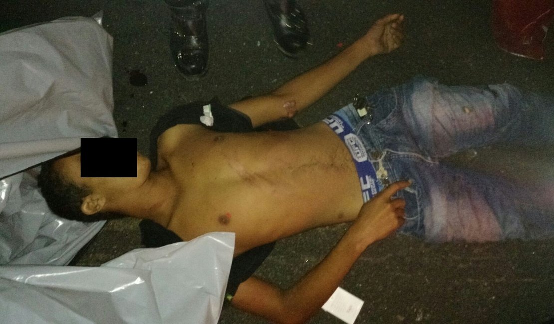 [VÍDEO] Acidente entre carro e moto deixa um morto na AL-110, em Arapiraca