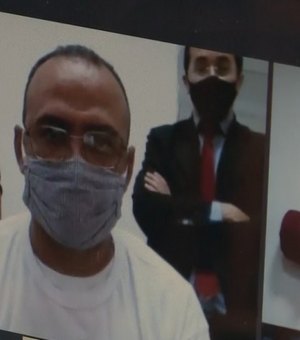 Suspeito de assalto, vereador toma posse por videoconferência no presídio