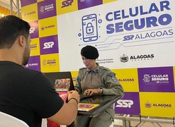 Após abordagem, PM prende homem com celular furtado em Maceió