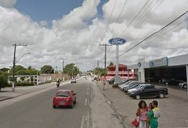 Criminosos arrombam cofre de estabelecimento comercial em Penedo