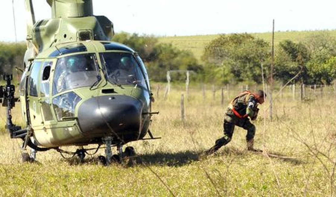 Forças Armadas iniciam operação com 30 mil militares para patrulhar fronteiras