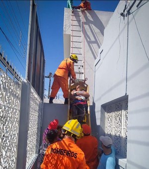 Homem sofre descarga elétrica em cima de residência no Sertão alagoano