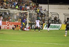 Jogadores se preparam para o segundo jogo contra o Vitória-BA