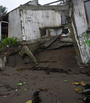 Ao menos sete pessoas morrem após passagem de furacão no México