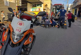 Vídeo. Colisão entre motos deixa motociclista ferido, em Arapiraca