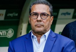 Luxemburgo é internado em SP após testar positivo para Covid-19 pela segunda vez