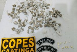 Copes Caatinga prende jovens com entorpecentes em Inhapi