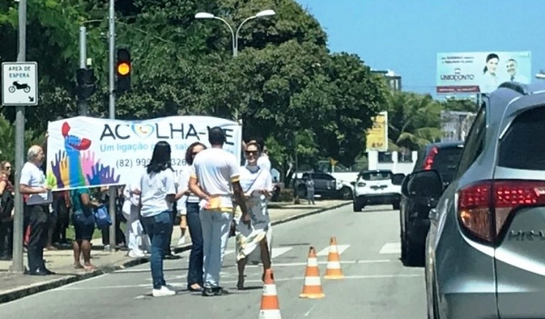 Ação social em Maceió chama atenção da sociedade para o aumento de casos de suicídio em AL