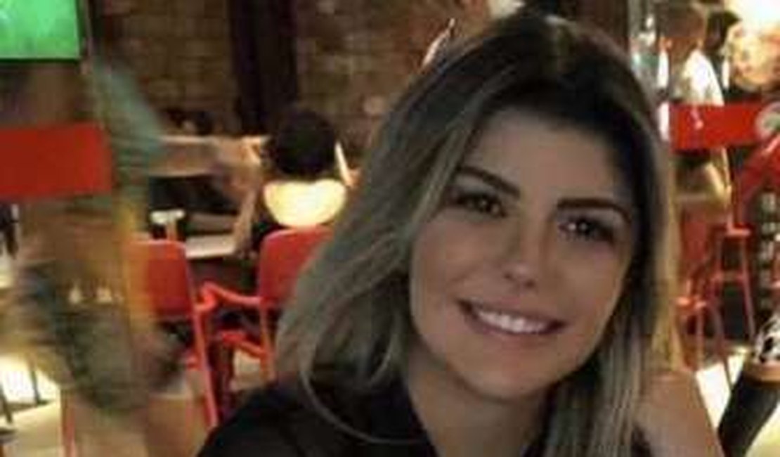 Família faz reconhecimento do corpo de advogada cearense morta em Maceió