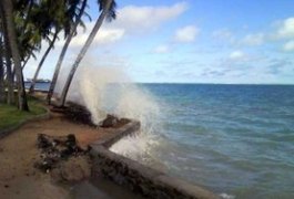 Marinha emite alerta de ondas de até 3,5 metros em Alagoas