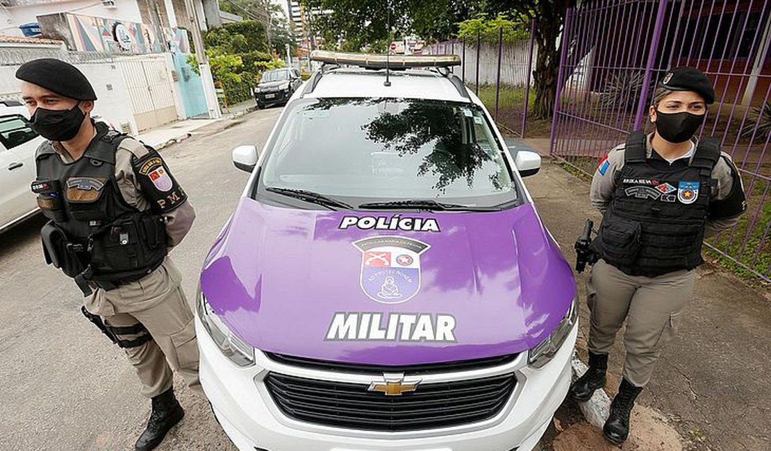 Mulher tem carro danificado por atual esposa do ex e outras duas mulheres em Arapiraca