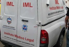 Homem é assassinado a facadas perto de colégio em Maceió