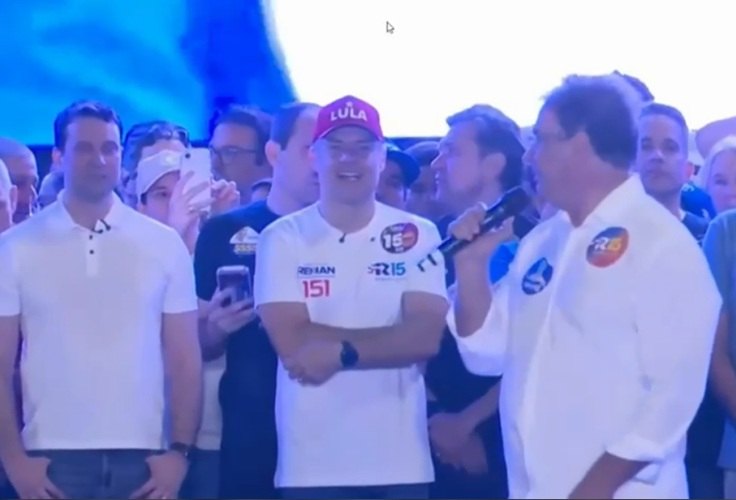 Luciano Barbosa oficializa apoio a Renan e destaca experiência: 'Alagoas não quer perder tempo aprendendo'